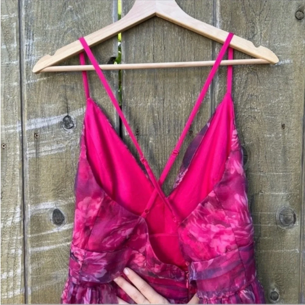 Red and Magenta Floral Backless Organza Maxi Dress 🌿 - Picture 10 of 11